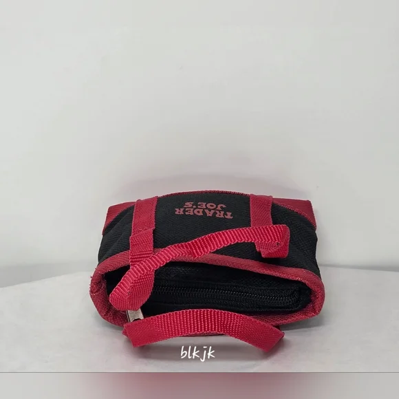Trader Joe's Micro Tote With Reusable Grocery Bag *Red/Black* NWOT - Picture 2 of 7